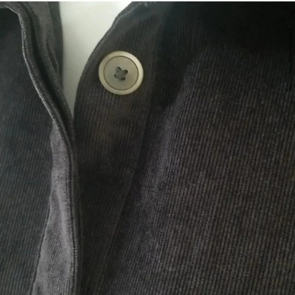 Over-Sized Zara Corduroy Shacket - Picture 2 of 11